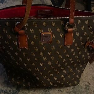 Signature Dooney & Bourke-Greta Collection